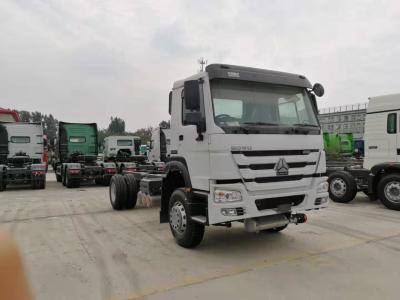 China Camión pesado del cargo del euro 2 blancos del color 4x2 de HOWO con el motor de 290 HP y la dirección ZF8118 en venta