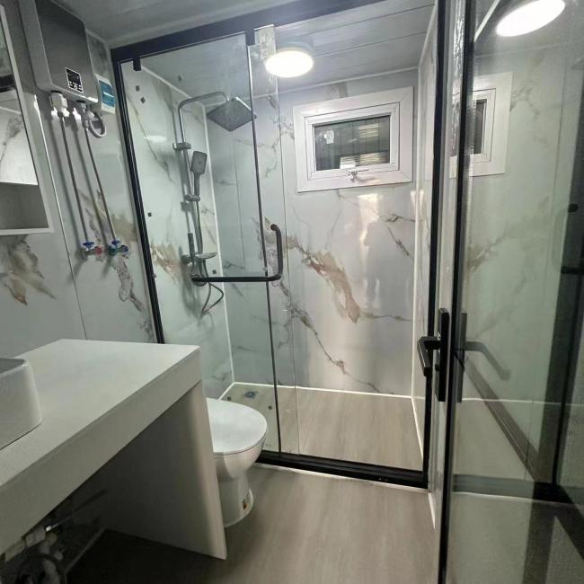 Grande expanding container house bathroom