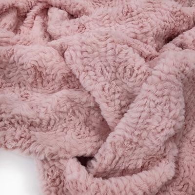 China High Abrasion Resistance Faux Fur Fluffy Fabric 60 Inches For Coats for sale