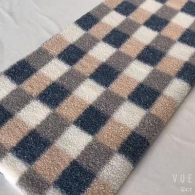 China 200gsm Plaid Printed Sherpa Lined Fleece Fabric 100% Polyester for sale
