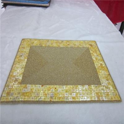 China Factory Direct Selling Processing and Custom Beaded Mat Hand-Made Cup Matdishes Disc Pad Dinner Flag Table Mat Tea Table Mat 122 for sale