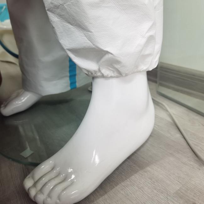 En1149 Anti-Static Disposable Microporous Wholesale Coverall with Tape Seamd
