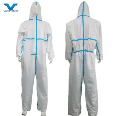 Китай Приемлемый OEM белый защитный костюм PP PE с капюшоном с лентой и стоимостью доставки продается