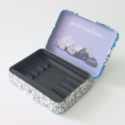 China Matte or Glossy Child Resistant Tin Box with Silicon Insert for 5pcs Preroll for sale