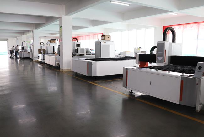 ST-FC3015L fiber laser cutting machine ST-FC3015L fiber laser cutting machine