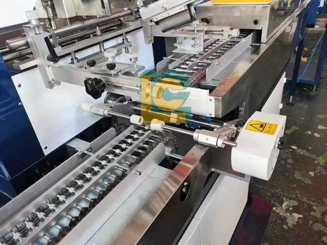 Beauty Packaging Line: Automatic Screen Printing for Nail Polish Lip Gloss Tubes