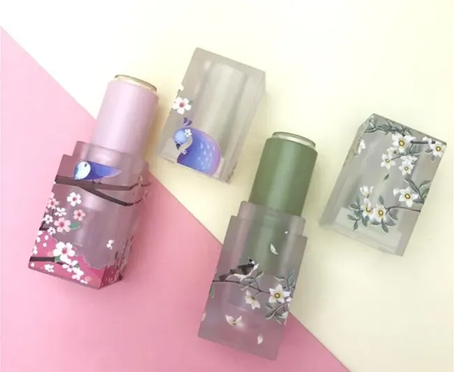 High-Precision Screen Printing for Unique Glass Bottle Designs