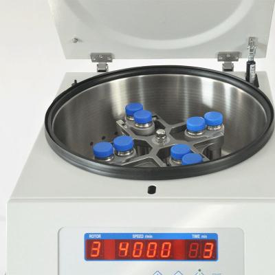 Chine L'affichage à cristaux liquides clinique de centrifugeuses de Cenlee 5000rpm montrent le moteur de conversion de fréquence à C.A. à vendre