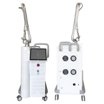 China 10600nm 30W Co2 Laser Resurfacing Machine 220V For Scare Removal Shrink Large Pores for sale