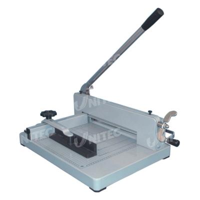 China a maquinaria de papel do corte de 50mm, o cortador de papel da braçadeira manual do eixo faz à máquina YG-858 A4 à venda