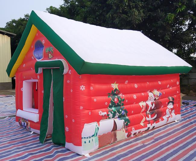 Factory customized Nylon oxford fabric inflatable Christmas cottage christmas house
