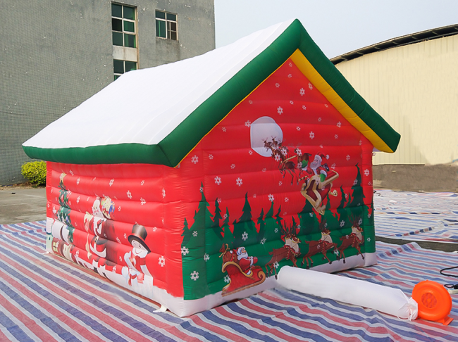 Factory customized Nylon oxford fabric inflatable Christmas cottage christmas house
