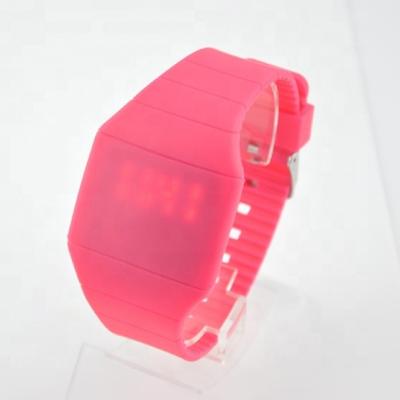 China Ladies And Mens Thin Silicone Watch Various Color For Giveaway Gift for sale