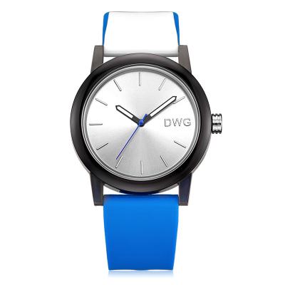 中国 多色刷り偶然の水晶アナログのシリコーンのステンレス鋼のダイヤルのスポーツの腕時計 販売のため
