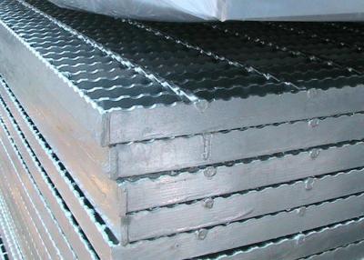 China Anti Slip Hot Dipped Galvanized Serrated Bar Steel Grating 8x8mm for sale