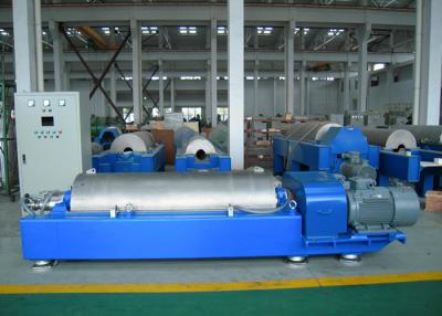 China Centrifugadora sin perforar de la voluta/centrifugadora horizontal del barro de las aguas residuales en venta