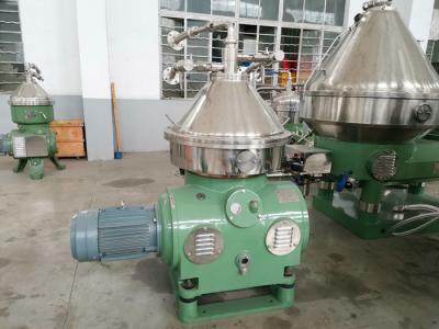 Chine Séparateur d'eau centrifuge complètement automatique d'huile/séparateur de pile disques de vide à vendre