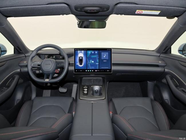 Xiaomi Su7 800km Max 4WD Used Electric Auto Car New Vehicle EV Car