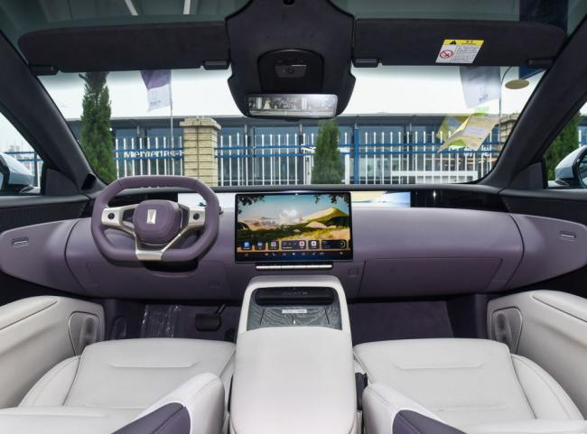 Changan Avatr 12 Electric Car 2024 Sedan New Energy Vehicle EV Sport Car for Adult
