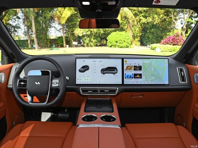 Electric Car Vehicle Lixiang Li9 PRO Hybrid Extended Range Electric 4X4 SUV