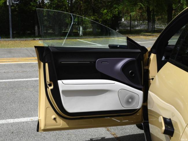 New Energy Vehicles Dual Motor Avatr 12 4WD Edition Pure electric Sedan Car