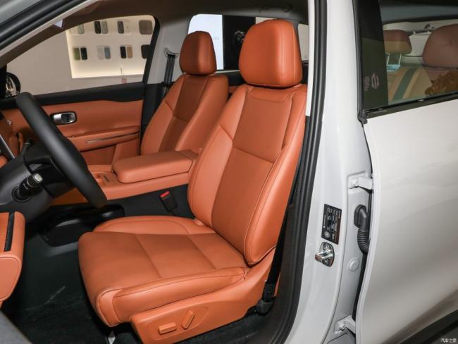 2024 Leapmotor C10 EV with Spanish Language Electric SUV Electric Vehicle Car 530 Comfort Edition Car Auto Car