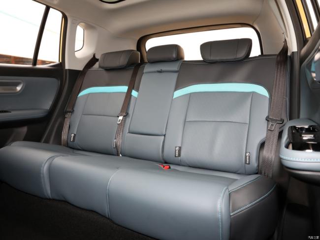 Automotive Aion Y Electric Car Compact 5-Door 5-Seater SUV Cars New Energy Vehicles