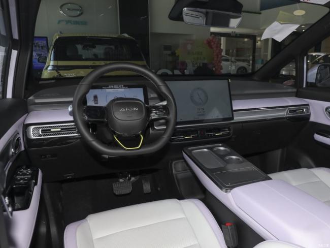 Automotive Adults Electric Vehicle Sports Car New Energy Aion Y SUV New Energy EV Car