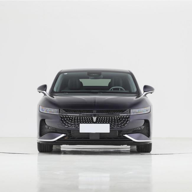 4WD Driven Vehicles Hybrid Electric Sedan Car with 5 Seats