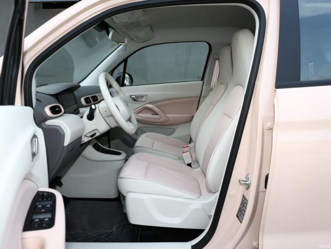 Smart Electric Car Leapmotor T03 New Energy Vehicle Mini EV Cars