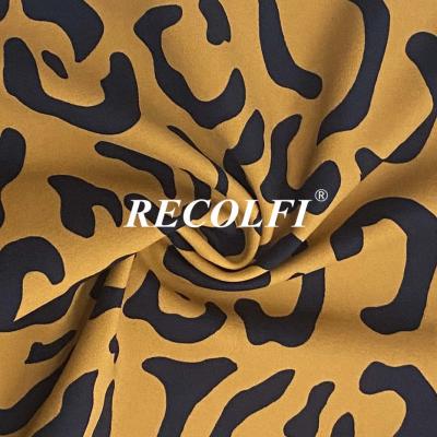 China Digital Printing Activewear Nylon Knit Fabric Ocean Recycled Warm Up Suits for sale