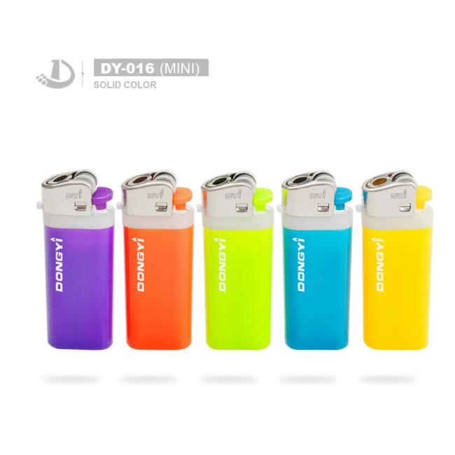 Dy-016 EUR Standard ISO9994 Hot Selling Plastic Flint Wheel Gas Lighter with Child Proof Lighter