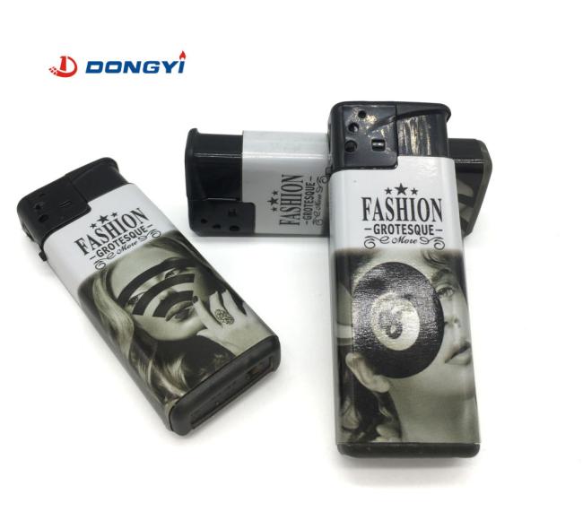 Black and White Vintage Style Customized Colorful Label Fashionable Cigarette Lighter for European and American