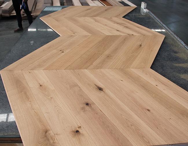 Character ABCD grade 60 degree Euro Oak Chevron Engineered wood Flooring