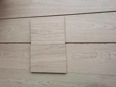 China Popular Invisible Lacquered Natural Oak Engineered Hardwood Flooring for sale