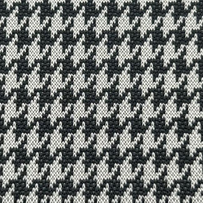 Hot-Selling Polyester Spandex Yard-Dyed Jacquard Fabric for Fashion Garmnet