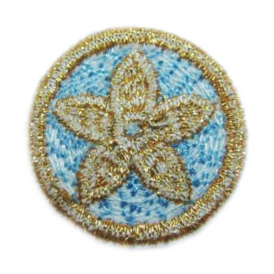 中国 Custom Embroidered Cloth Badges Machine Washable Eco Friendly OEM / ODM 販売のため