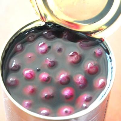 China Vitamins Contained Organic Canned Fruit  Blueberry Tin Naturally Sweet For Desserts for sale