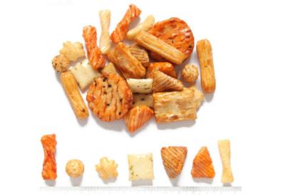 China Hard Texture Rice Cracker Trail Mix Safe Raw Ingredient Good For Stomach for sale