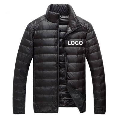 China Más tamaño chaqueta baja caliente ligera con capucha chaqueta de invierno con burbuja en venta