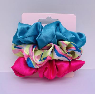 China Multipurpose Silk Hair Scrunchies , Portable Elastic Scrunchie Hair Ties for sale