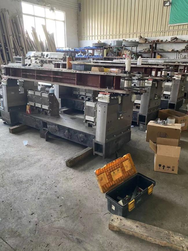 12 Spindle Vertical Glass Straight Line Beveling Machine