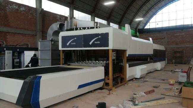 New Condition Glass Tempering Furnace on Making Tempered Safety Glass Machine