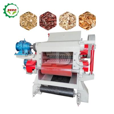 China Large Capacity Hydraulic Feeding Wood Chipper Machine 280mm Max Feeding Diameter for sale