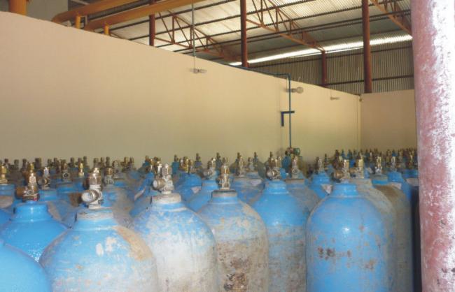 China 100 L / H Liquid Nitrogen Machine , 1000KW Industrial Oxygen Generator suppliers
