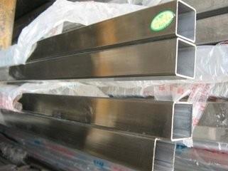 中国 階段の柵/シャッター/柵のための溶接されたステンレス鋼の正方形の管 販売のため
