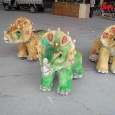 China Passeio de dinossauro animatrônico profissional à prova de vento / à prova d'água à venda