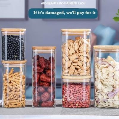 China Transparent Square Glass Food Jar With Bamboo Lid Customization for sale