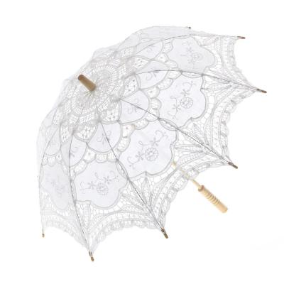 China Wooden Handle Parasol Wind Resistant Water Resistant Patio Umbrella For Decoration for sale