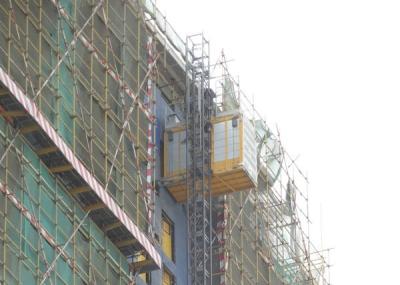China Motor de VFC 2 toneladas del estante del piñón de alzamiento de la elevación para la construcción de edificios en venta